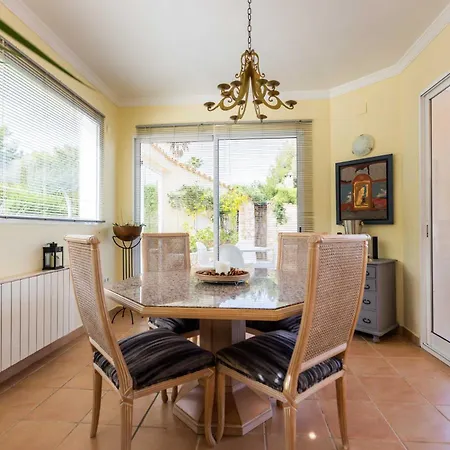 Villa Luxueuse *